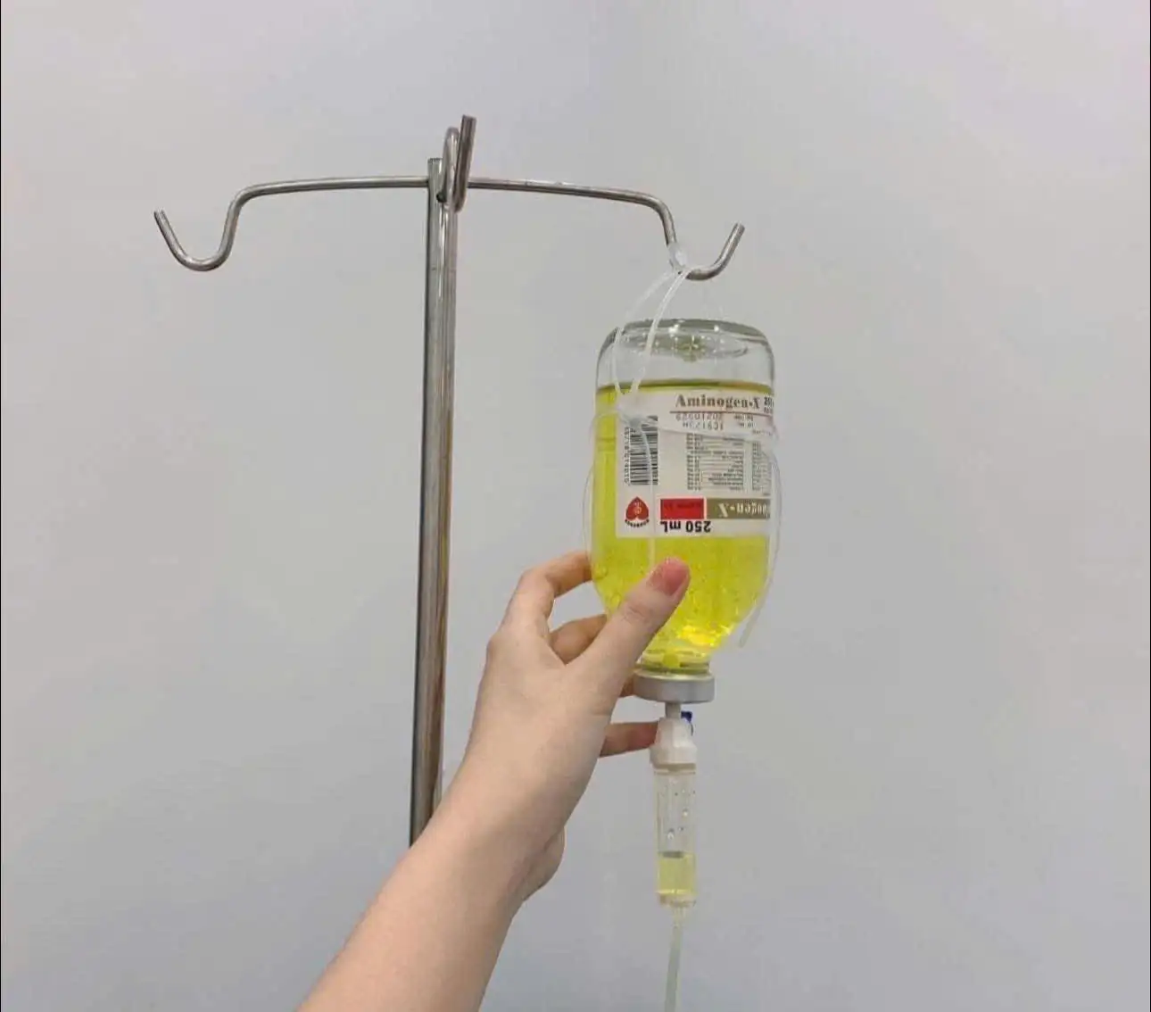 IV Drip and Whitening Infusion in Poipet